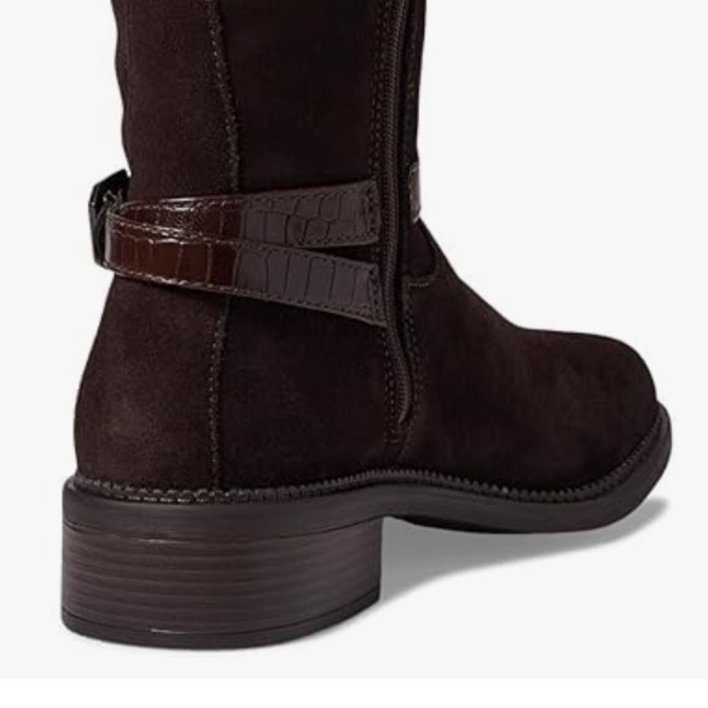 NIB CLARKS MAYE ASTER DARK BROWN SUEDE BUCKLED RIDING BOOTS SIZE 6.5 WIDE - Picture 4 of 12